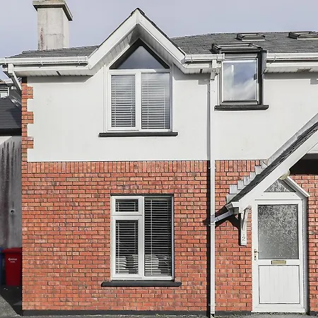 Prázdninový dům Two Bedroom Townhouse In The Heart Of