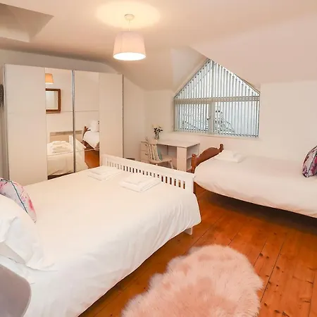 Two Bedroom Townhouse In The Heart Of Dungarvan (Waterford)