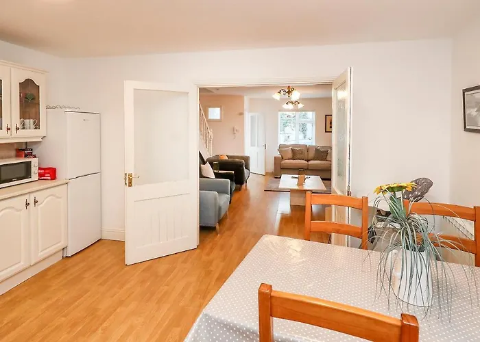 Two Bedroom Townhouse In The Heart Of Дом отдыха *