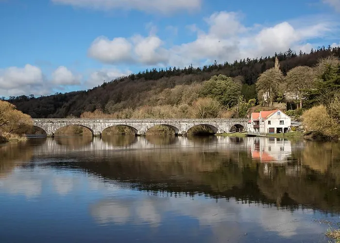 Two Bedroom Townhouse In The Heart Of * 던가반